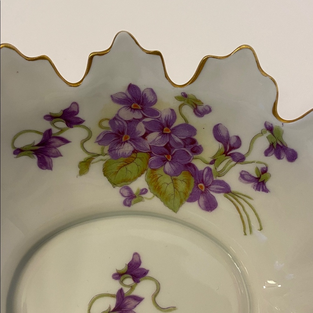 Vintage Limoges France Dish Candy Trinket Porcelain Violets Floral Gold Gilt Rim - Picture 9 of 16